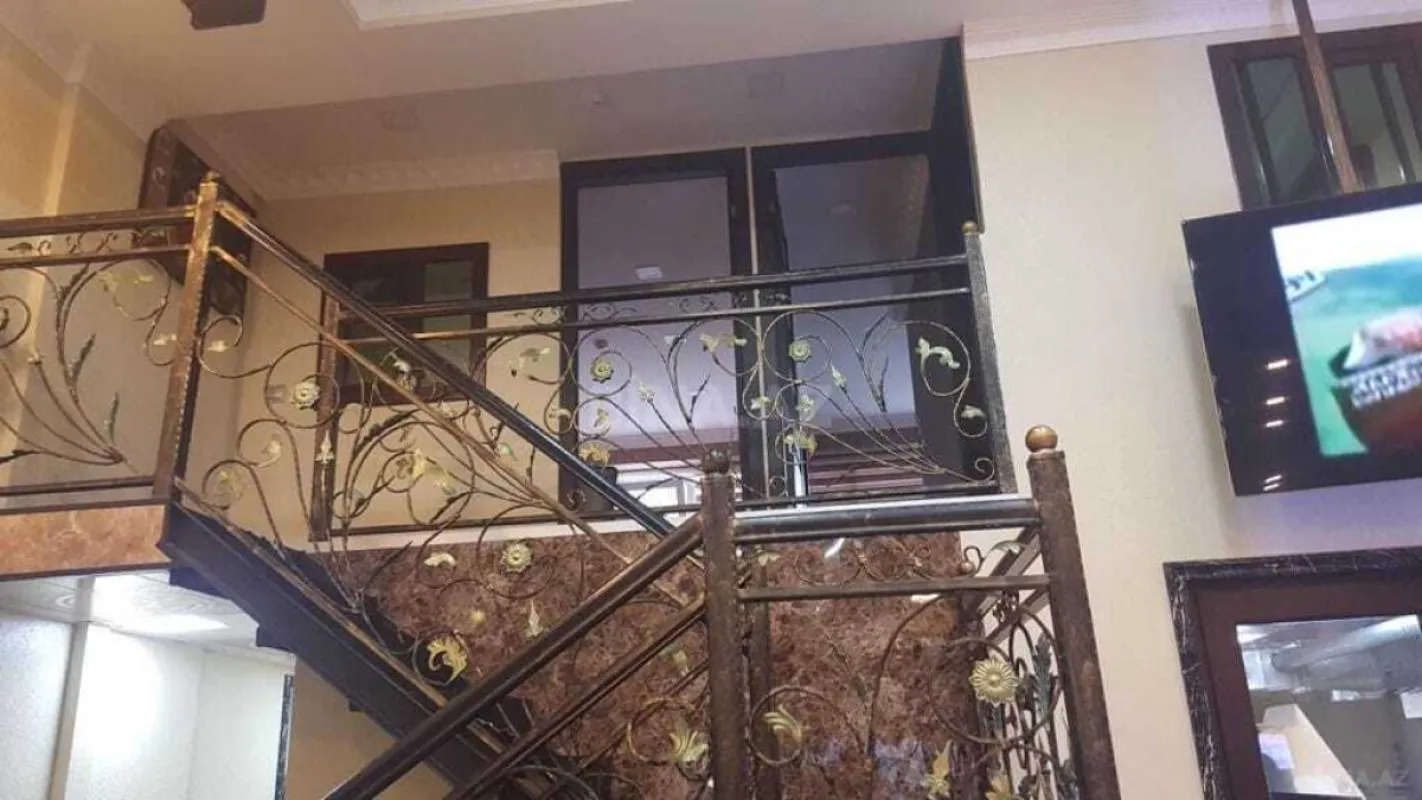 Satılır obyekt 170 m²