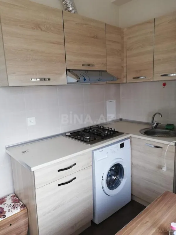 Satılır 1 otaqlı mənzil 40 m²