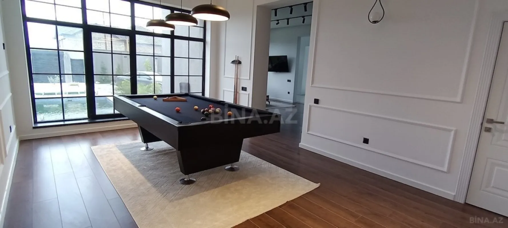 Kirayə verilir 7 otaqlı həyət evi 300 m²