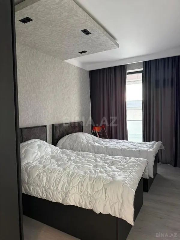 Kirayə verilir 3 otaqlı mənzil 160 m²