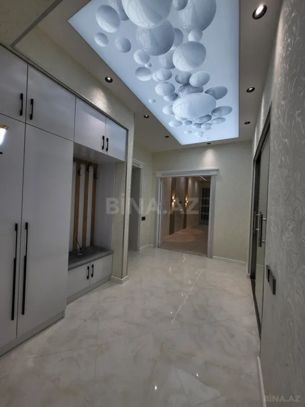 Satılır 3 otaqlı mənzil 96 m²