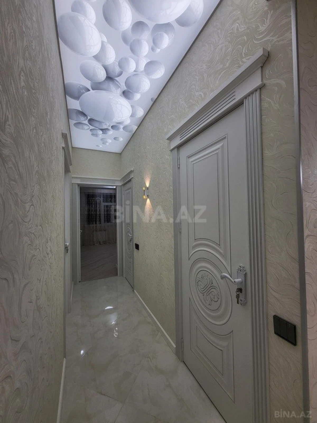 Satılır 3 otaqlı mənzil 96 m²
