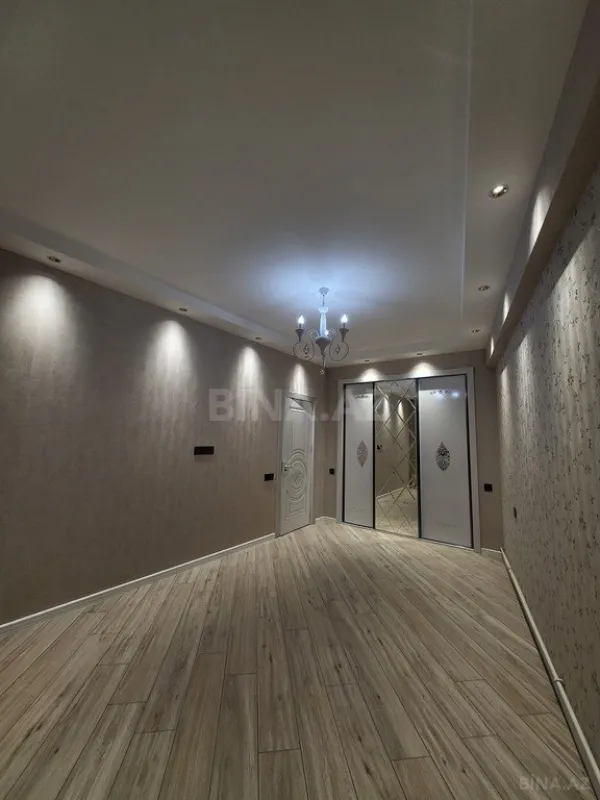 Satılır 3 otaqlı mənzil 96 m²