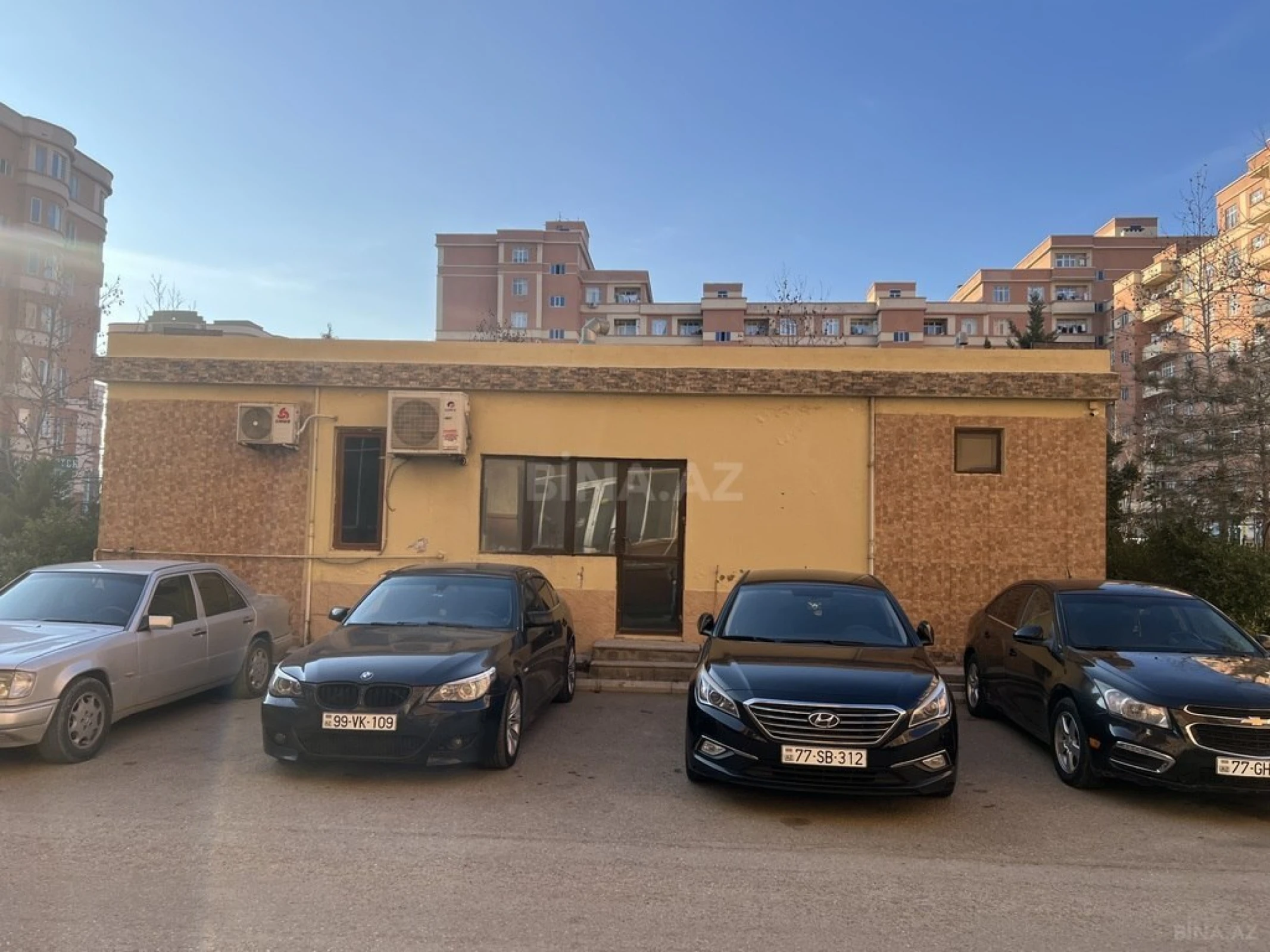 Satılır obyekt 110 m²