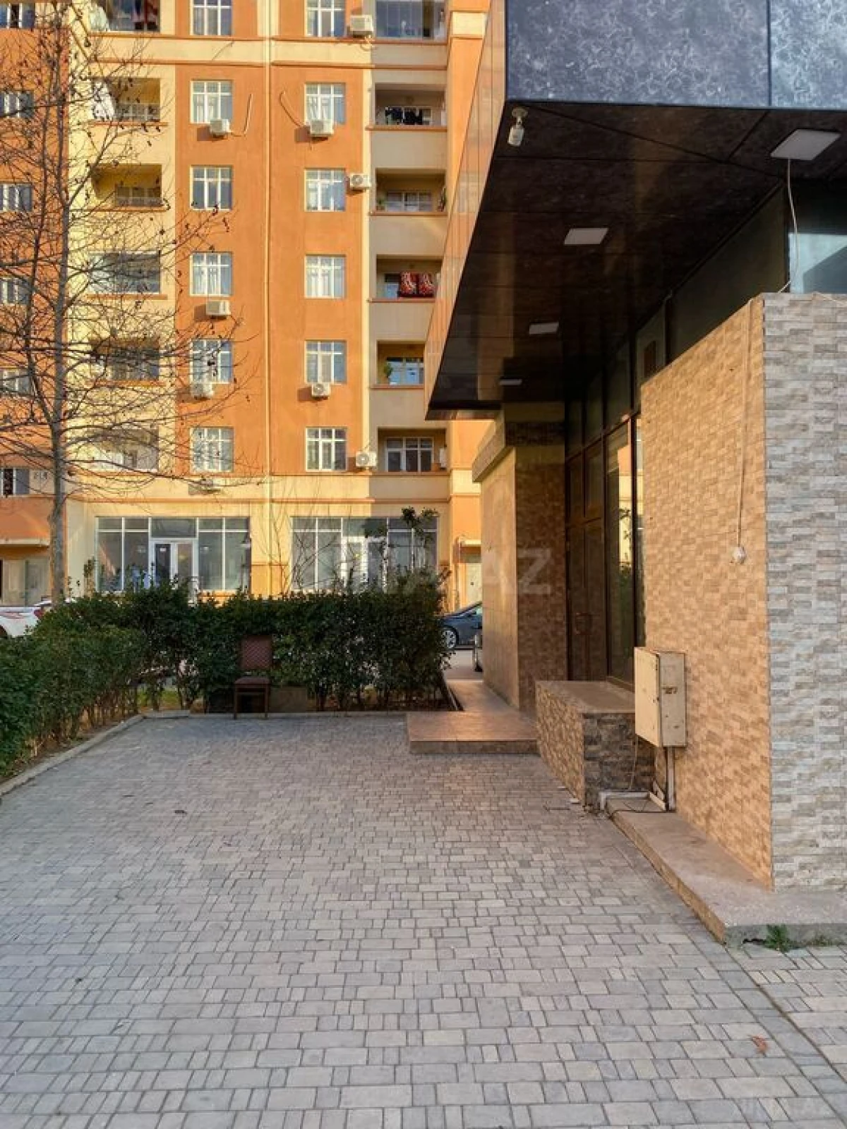 Satılır obyekt 110 m²
