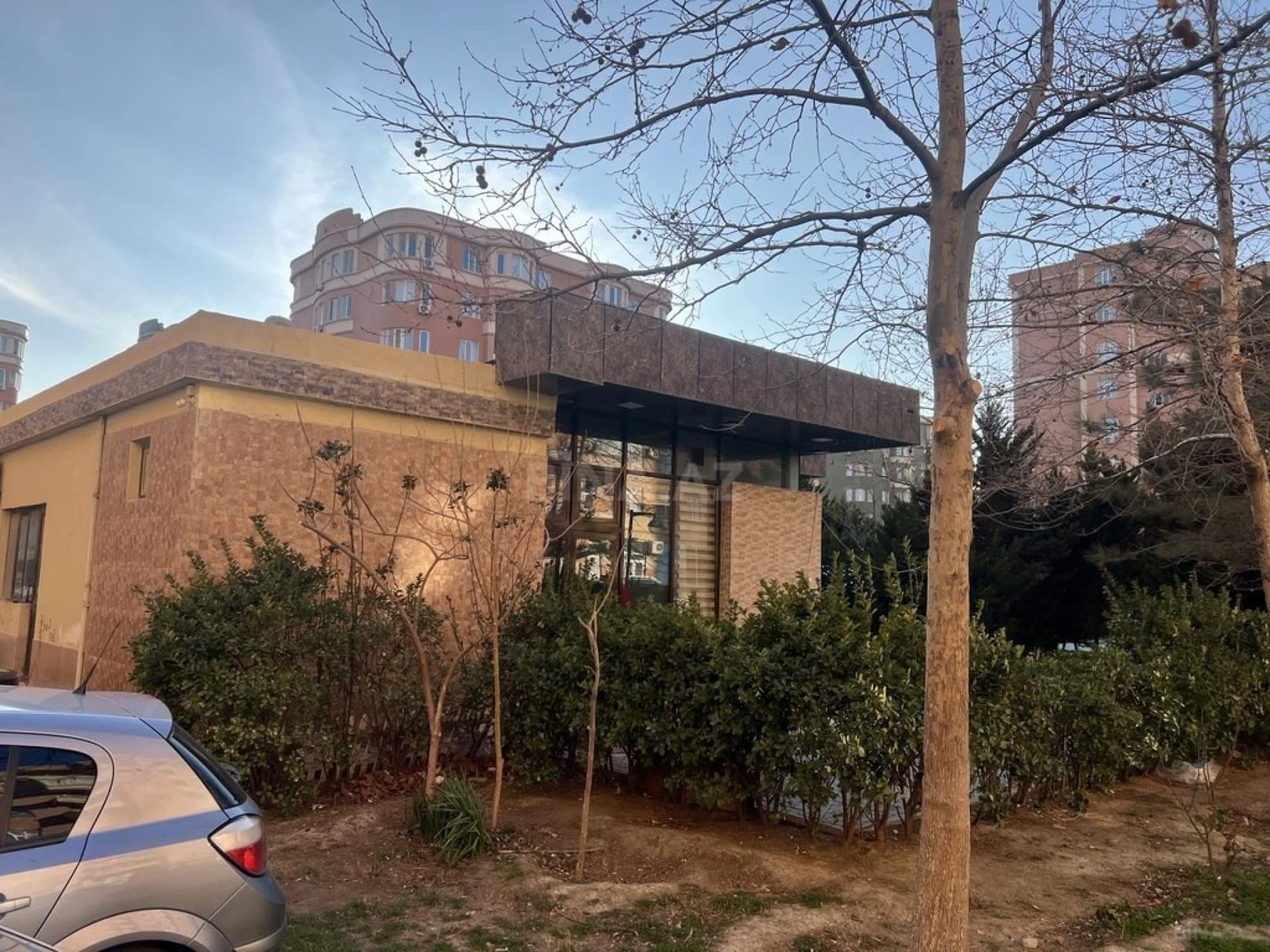 Satılır obyekt 110 m²