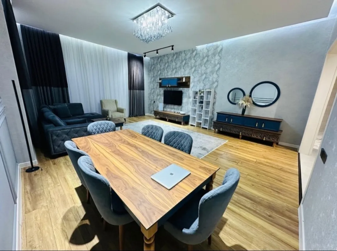 Kirayə verilir 4 otaqlı həyət evi 360 m²
