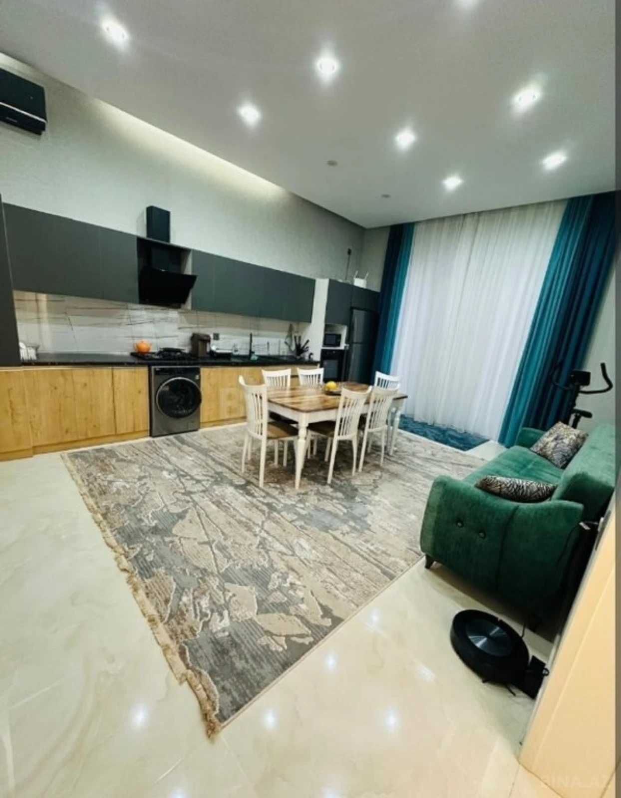 Kirayə verilir 4 otaqlı həyət evi 360 m²