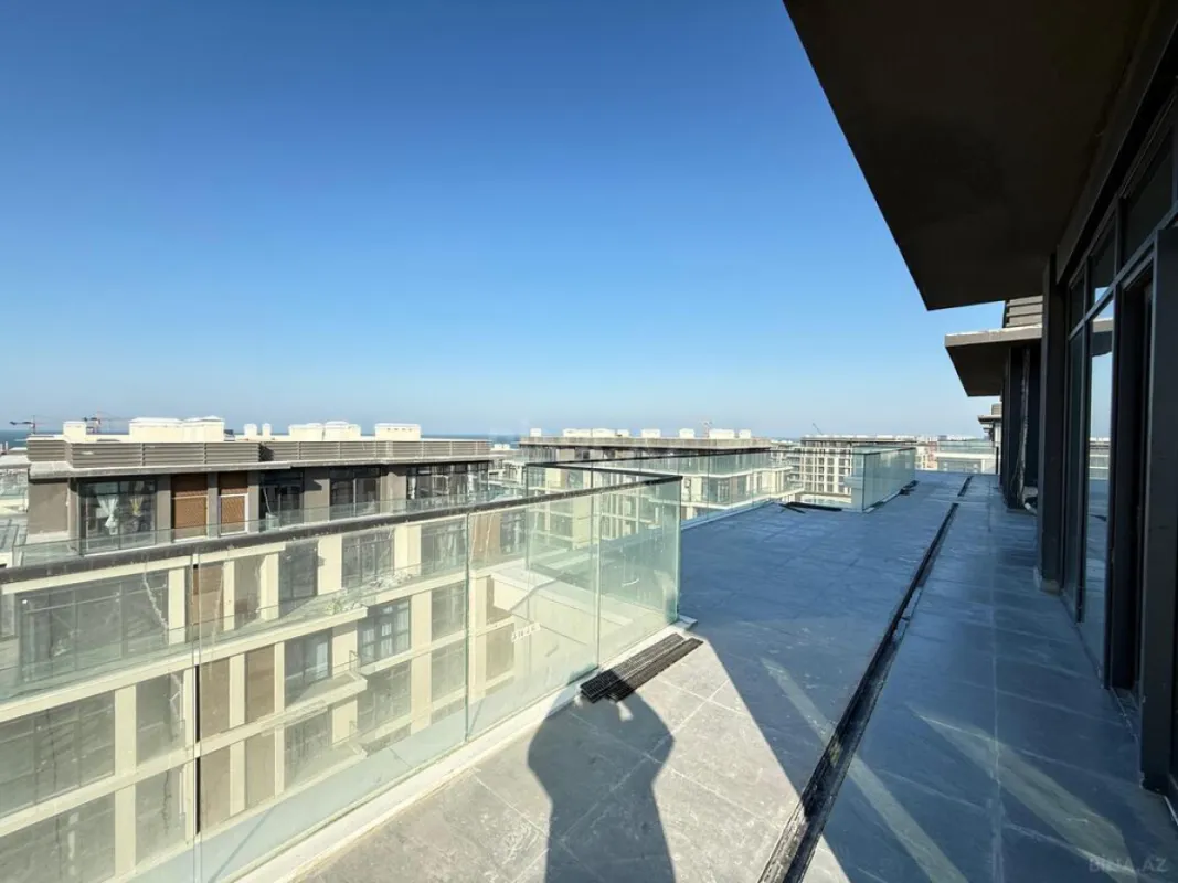 Satılır 4 otaqlı mənzil 208.5 m²