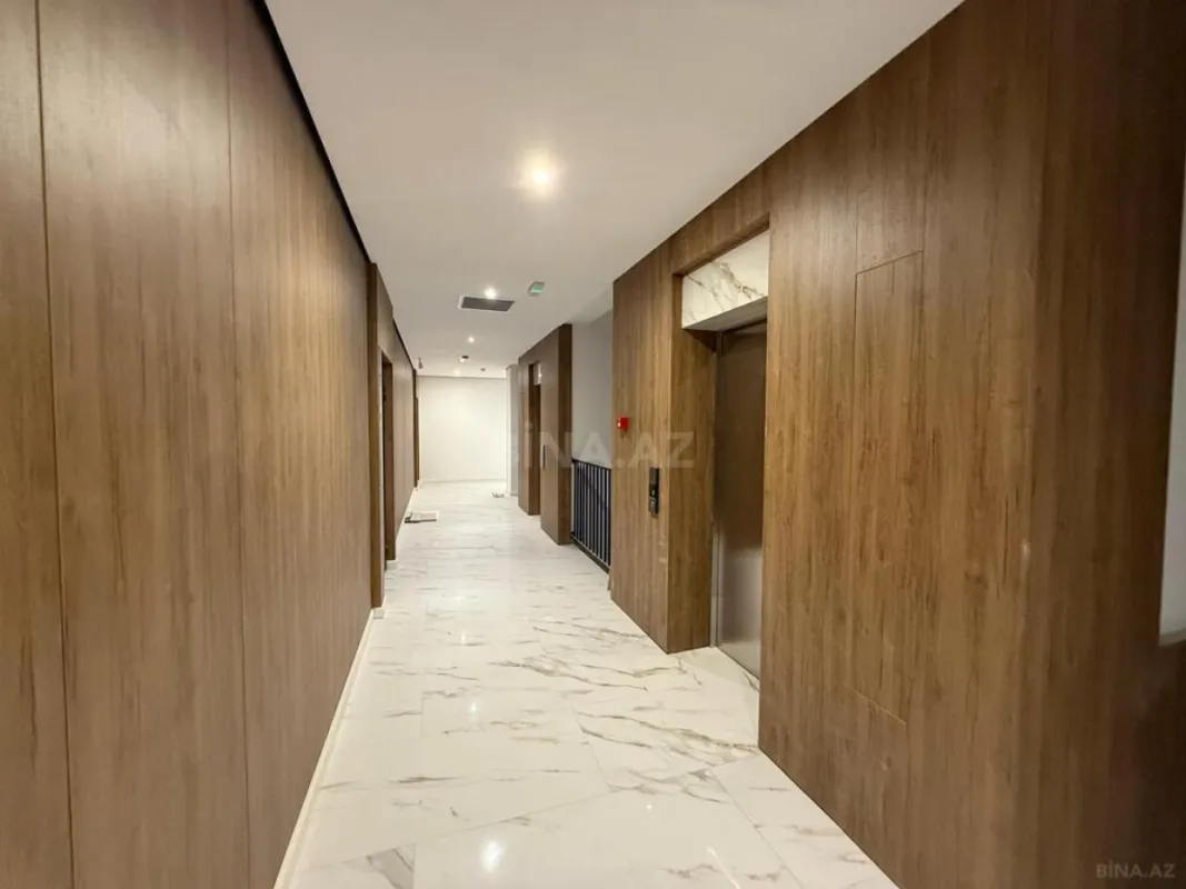 Satılır 3 otaqlı mənzil 117.5 m²