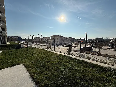 Satılır 3 otaqlı mənzil 117.5 m²