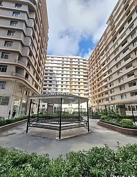Satılır 3 otaqlı mənzil 148 m² — Bakı 3 otaq 148.00 m²