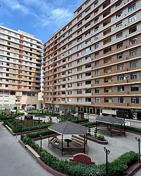 Satılır 3 otaqlı mənzil 148 m²