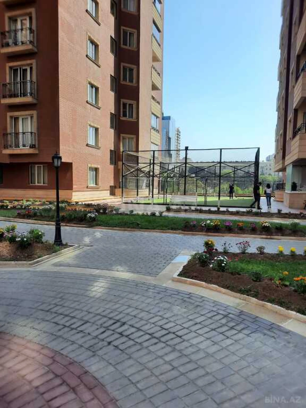 Satılır 6 otaqlı mənzil 501 m²
