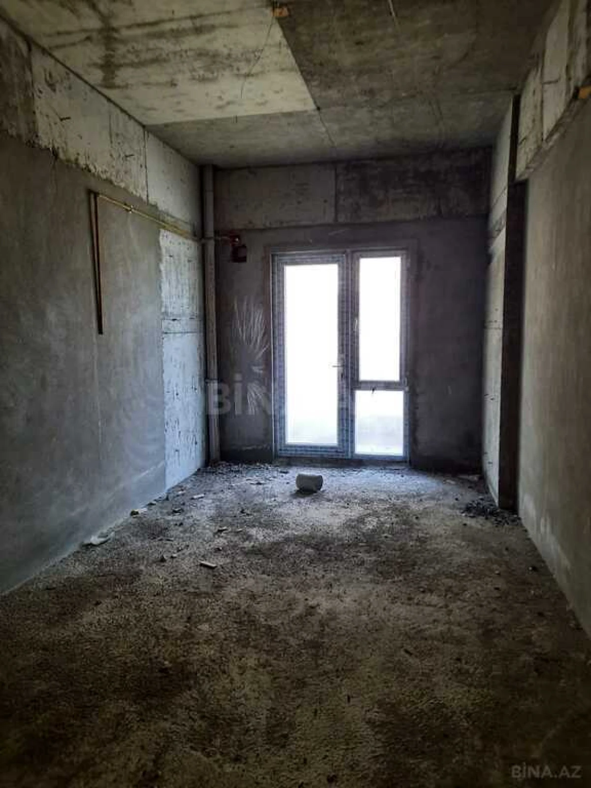 Satılır 6 otaqlı mənzil 501 m²