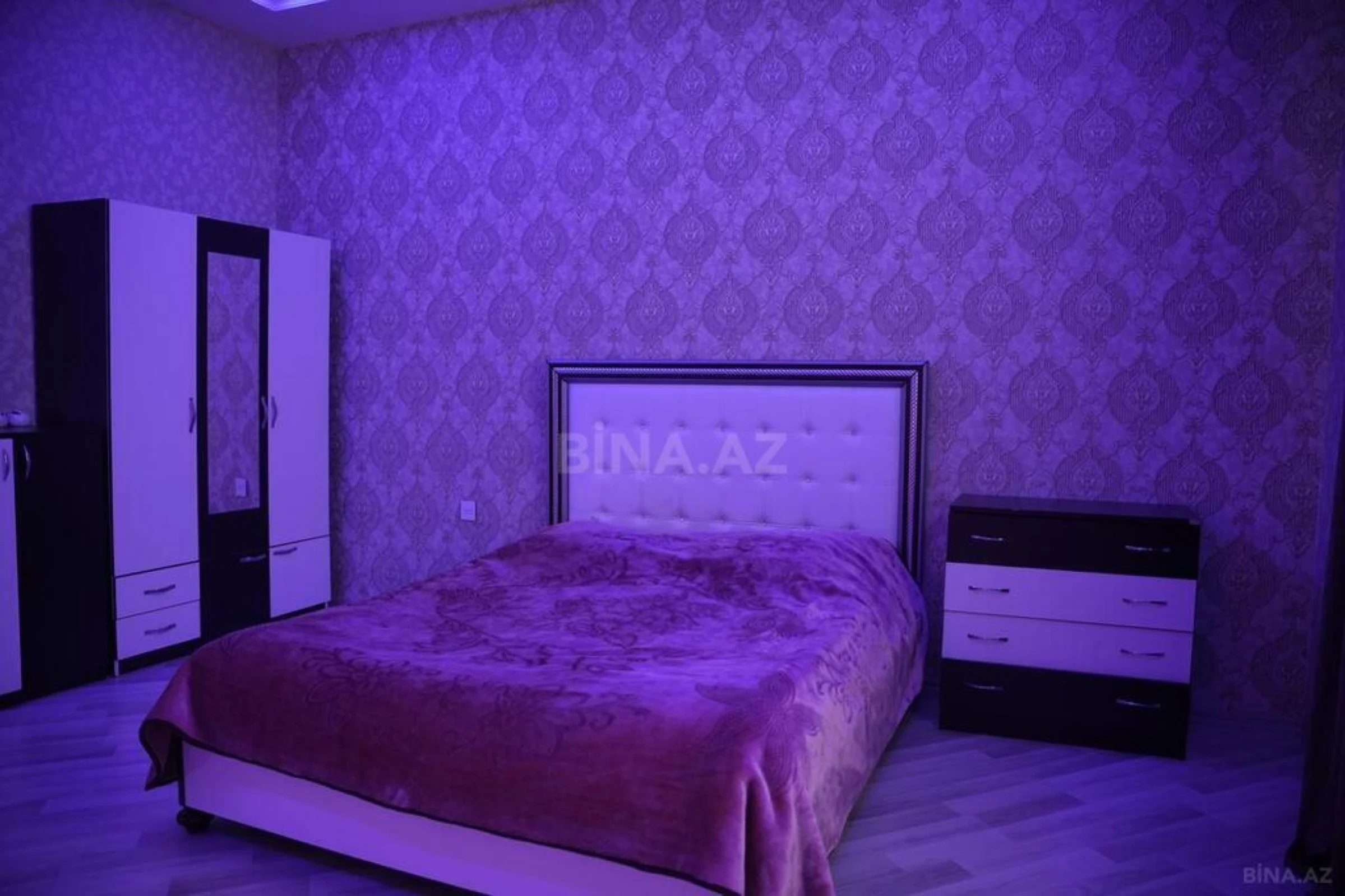 Satılır 7 otaqlı həyət evi 311 m²