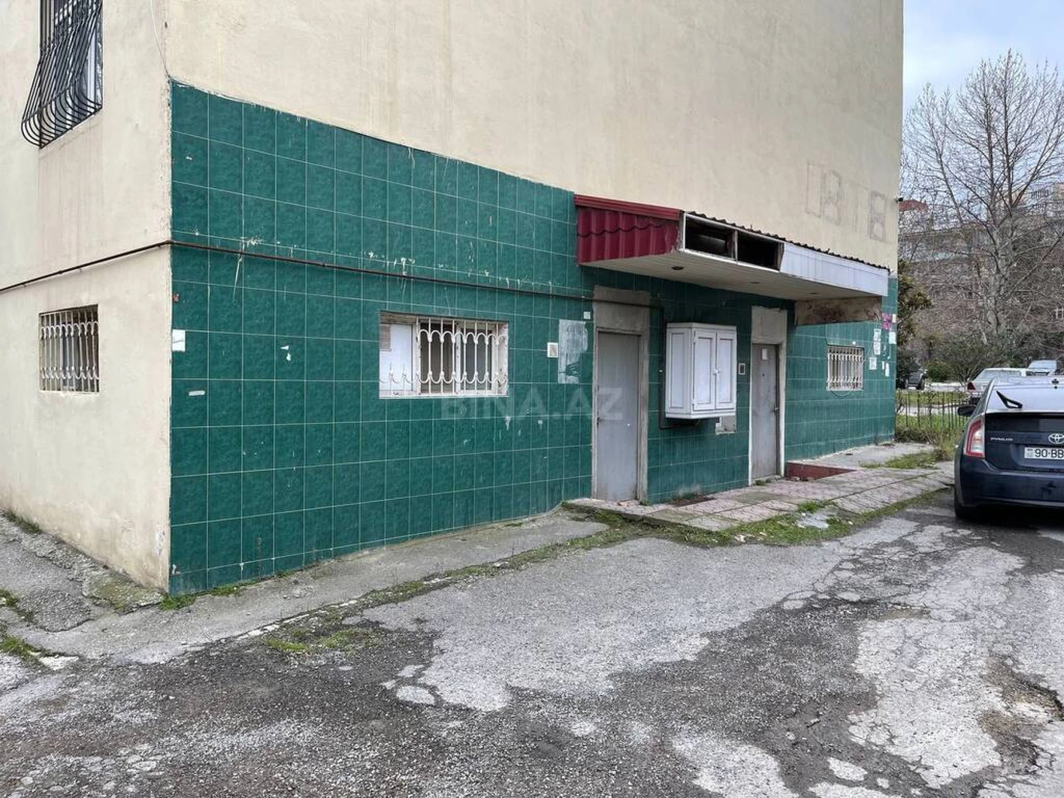 Satılır obyekt 99 m²