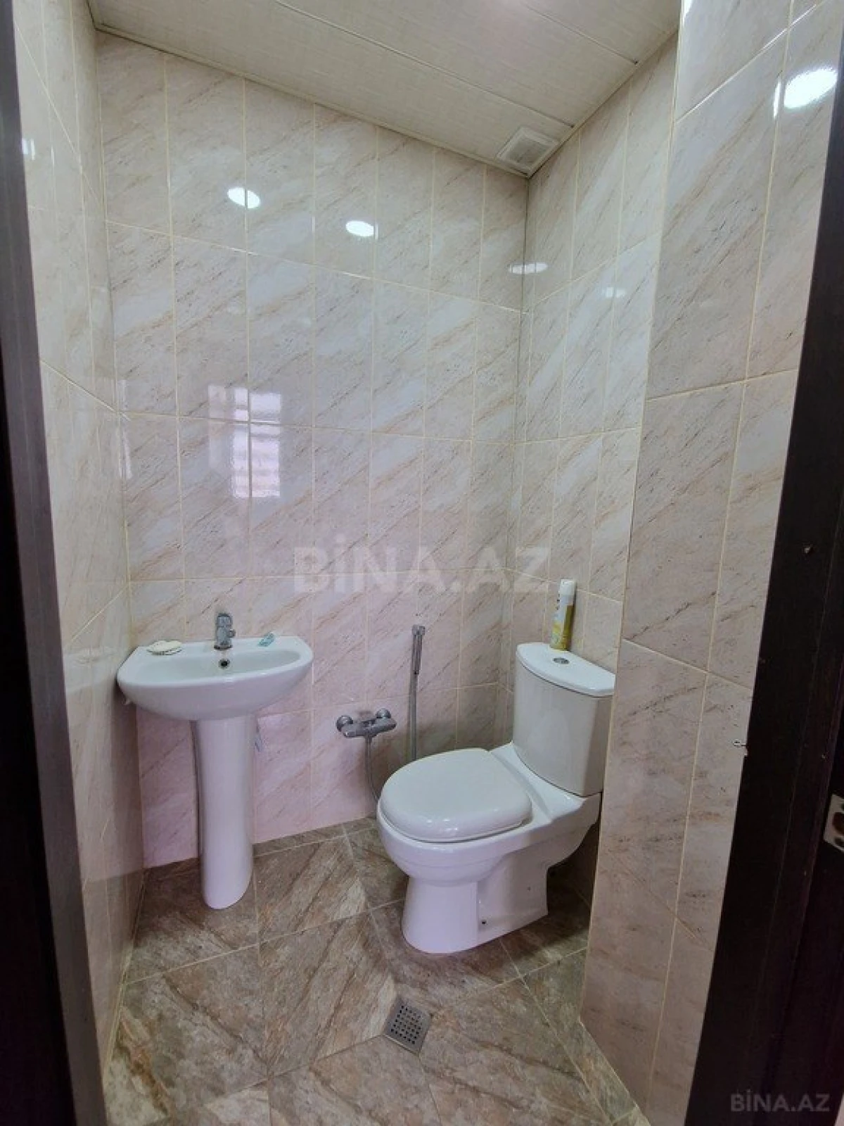 Satılır 2 otaqlı mənzil 54 m²