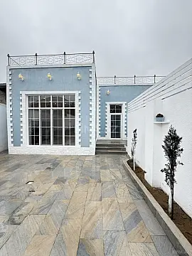 Satılır 4 otaqlı həyət evi 165 m²