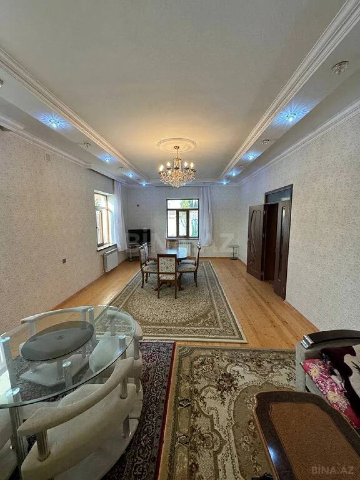 Satılır 6 otaqlı həyət evi 360 m²