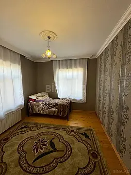 Satılır 6 otaqlı həyət evi 360 m²