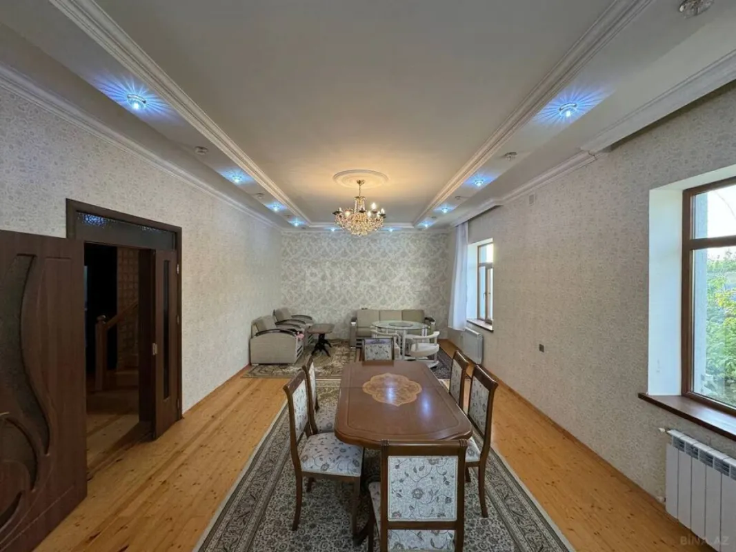 Satılır 6 otaqlı həyət evi 360 m²
