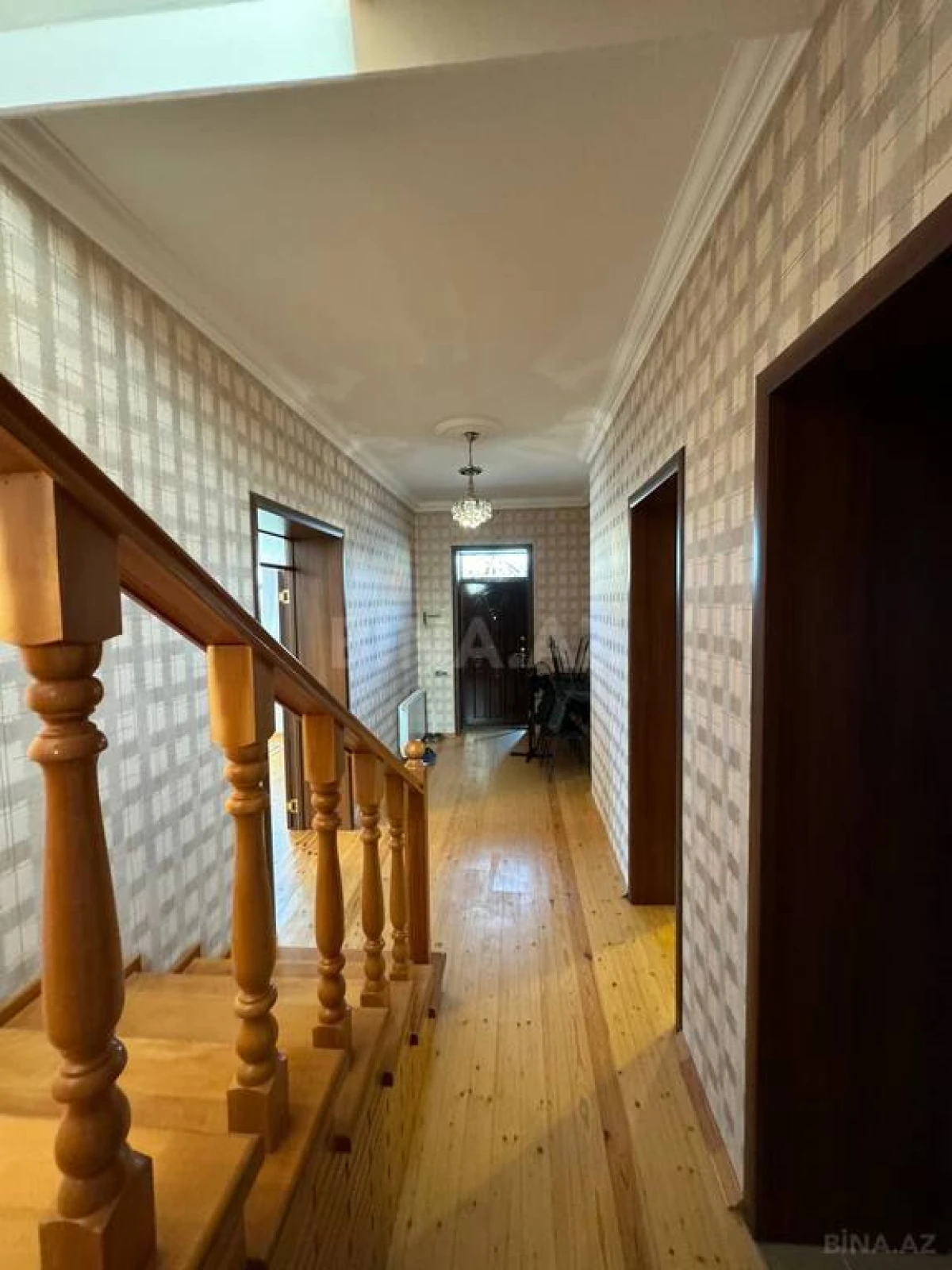 Satılır 6 otaqlı həyət evi 360 m²