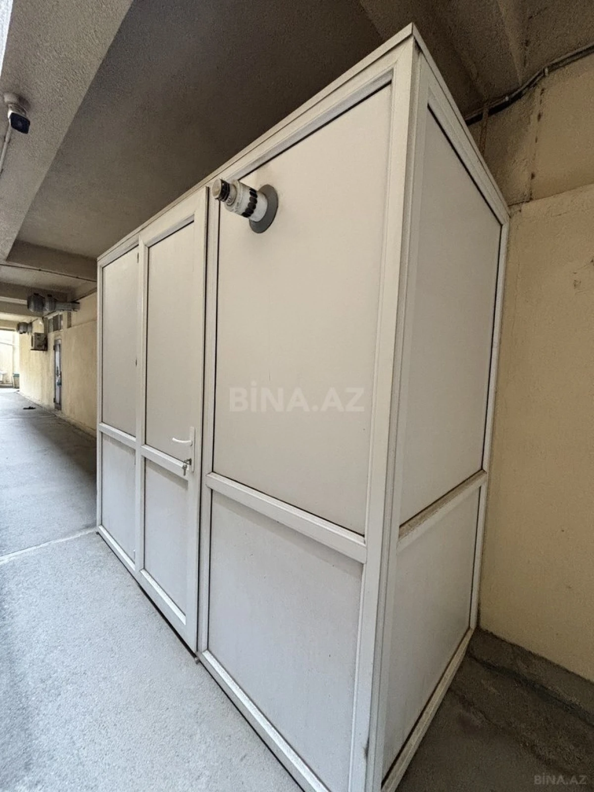 Satılır obyekt 250 m²