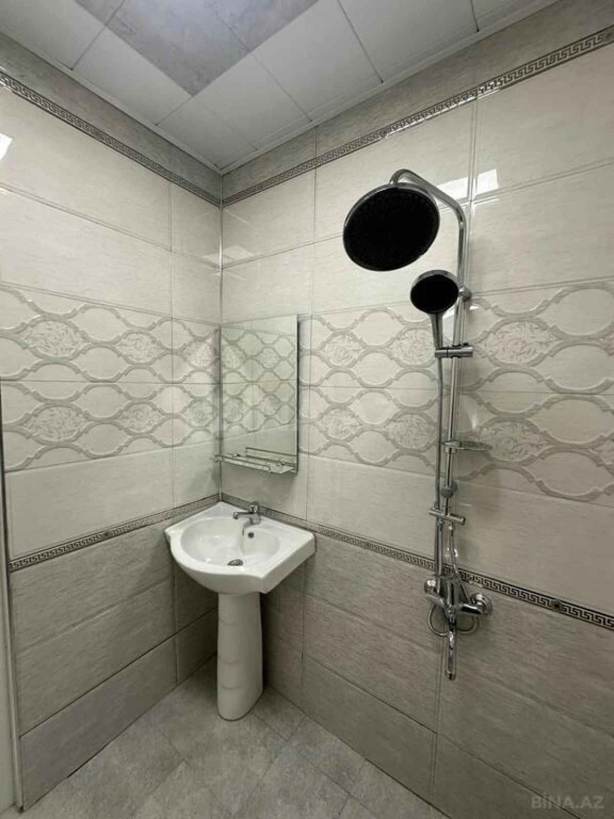 Satılır 2 otaqlı mənzil 55 m²