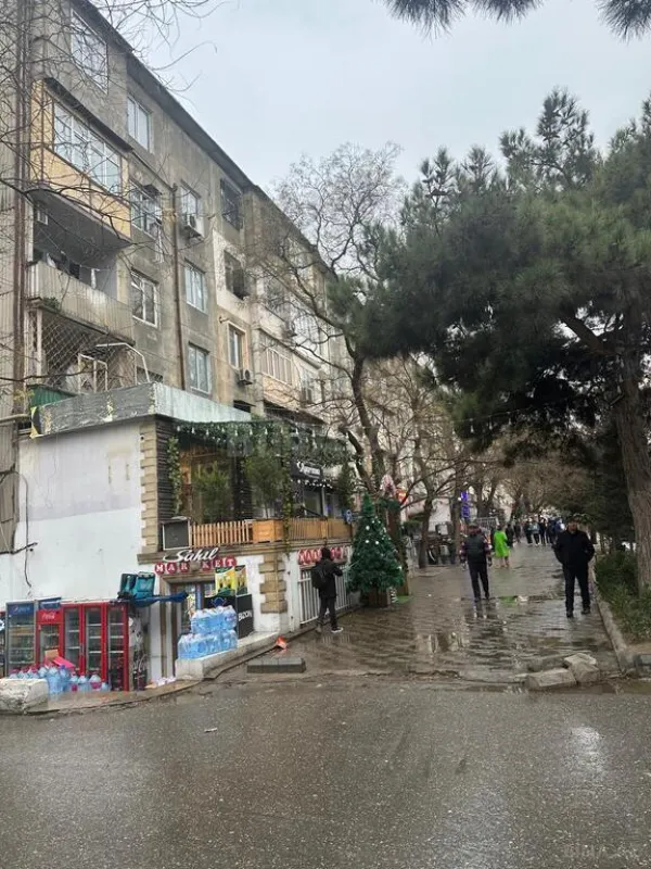 Satılır 2 otaqlı mənzil 55 m²