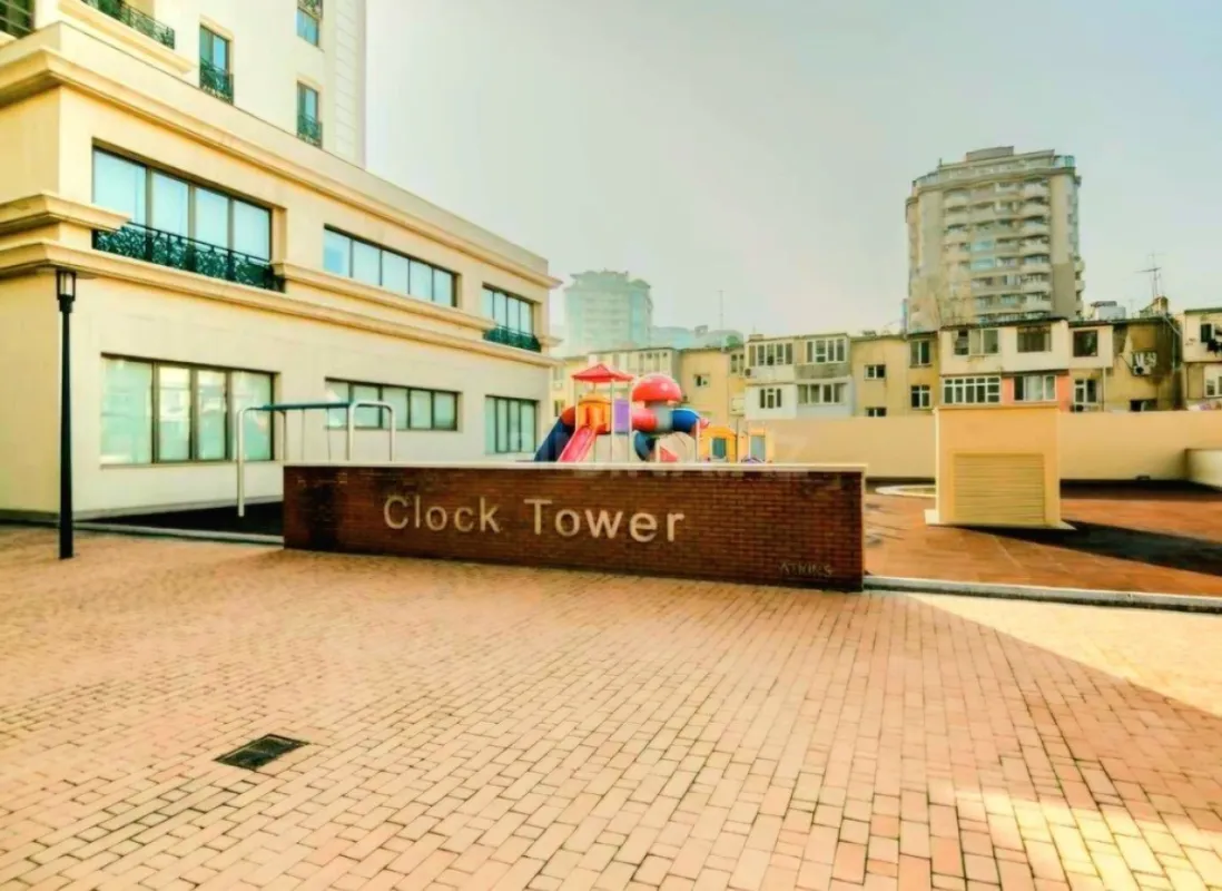 Satılır 3 otaqlı mənzil 175 m²