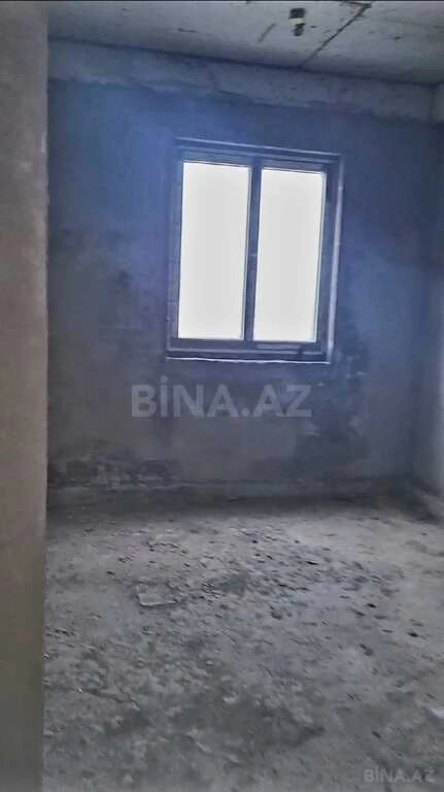 Satılır 3 otaqlı mənzil 175 m²