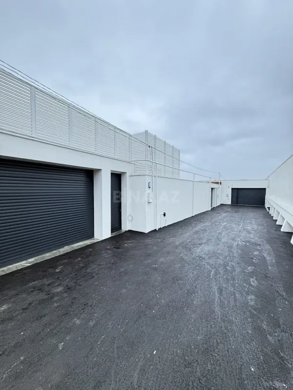 Satılır 5 otaqlı həyət evi 220 m²