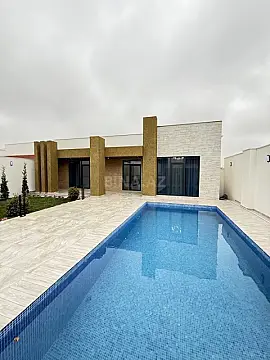 Satılır 5 otaqlı həyət evi 220 m² — Bakı, Mərdəkan 5 otaq 220.00 m²