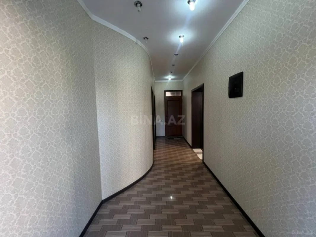 Satılır 6 otaqlı həyət evi 250 m²
