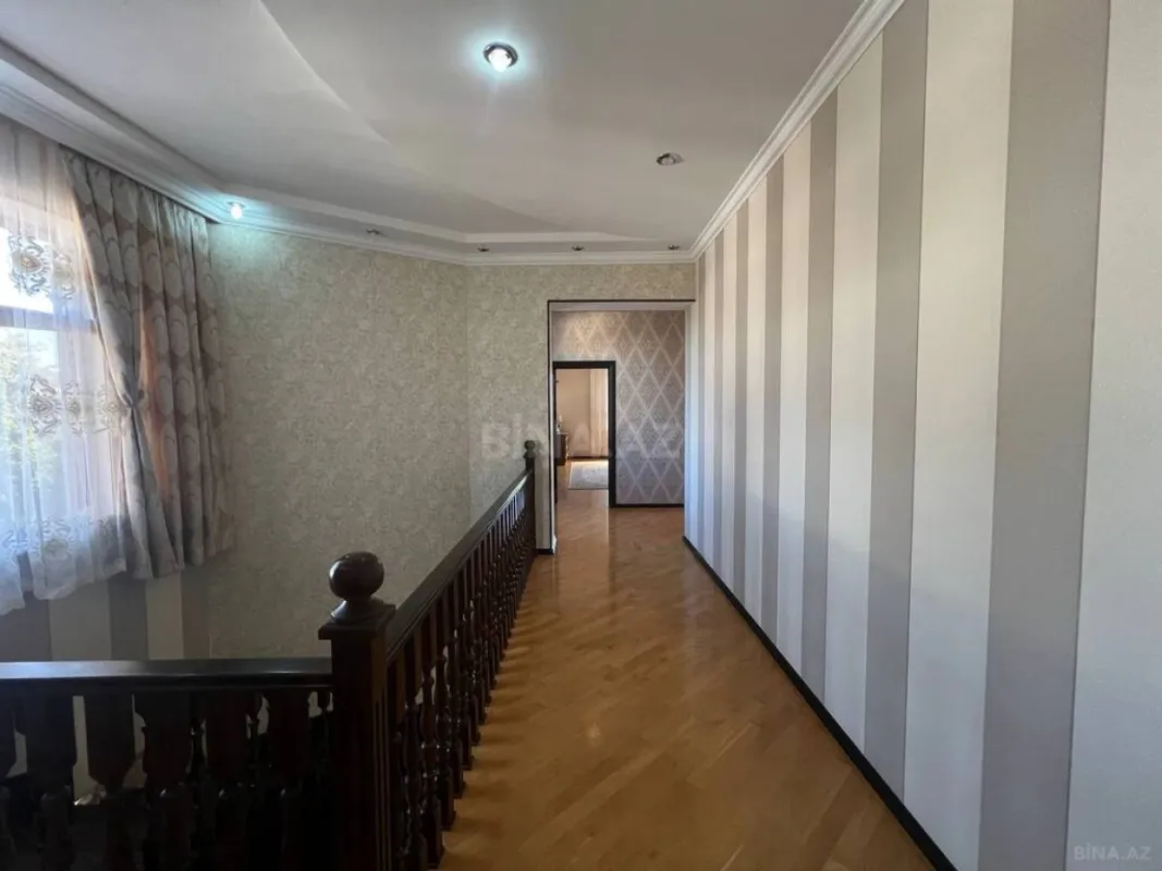 Satılır 6 otaqlı həyət evi 250 m²