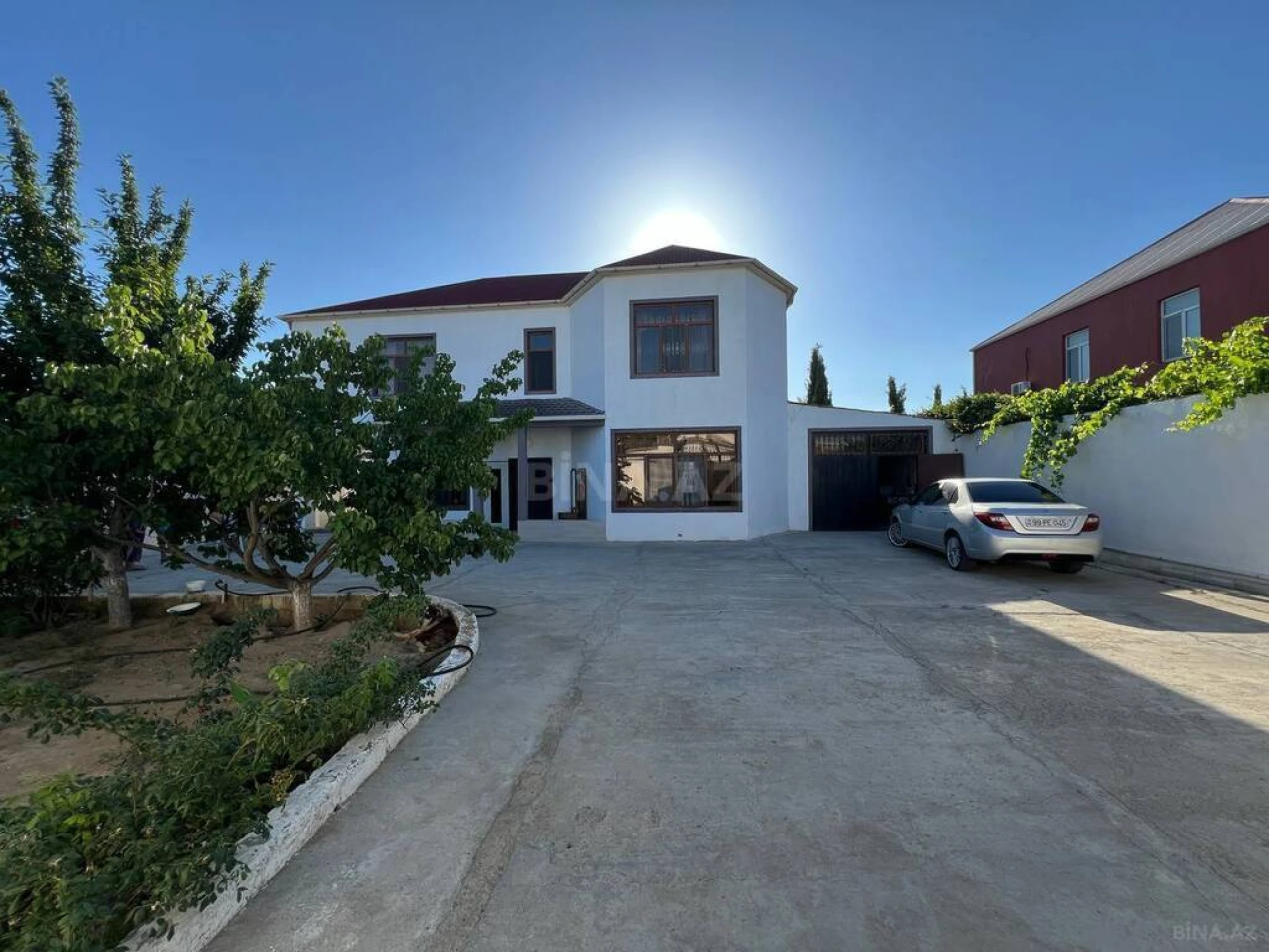 Satılır 6 otaqlı həyət evi 250 m²