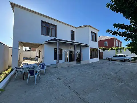 Satılır 6 otaqlı həyət evi 250 m²