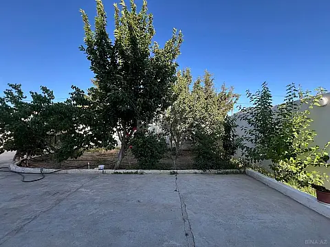 Satılır 6 otaqlı həyət evi 250 m²