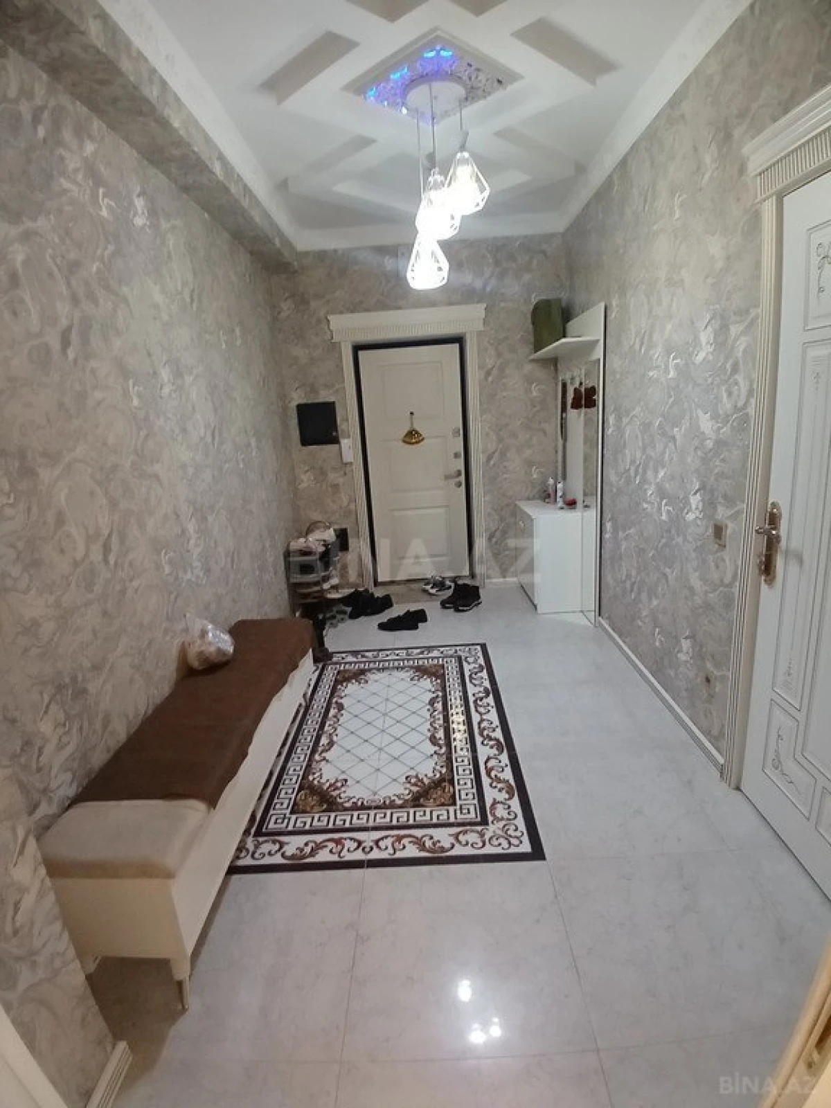 Satılır 3 otaqlı mənzil 100 m²