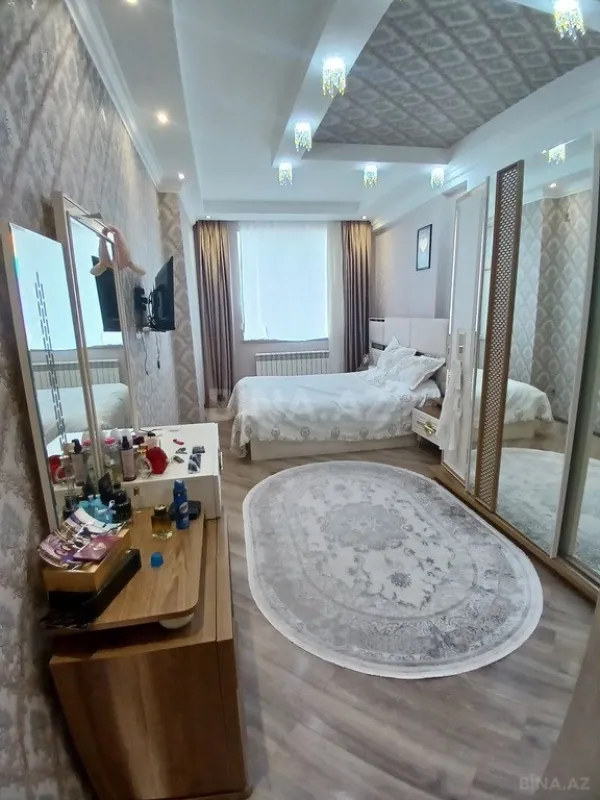 Satılır 3 otaqlı mənzil 100 m²