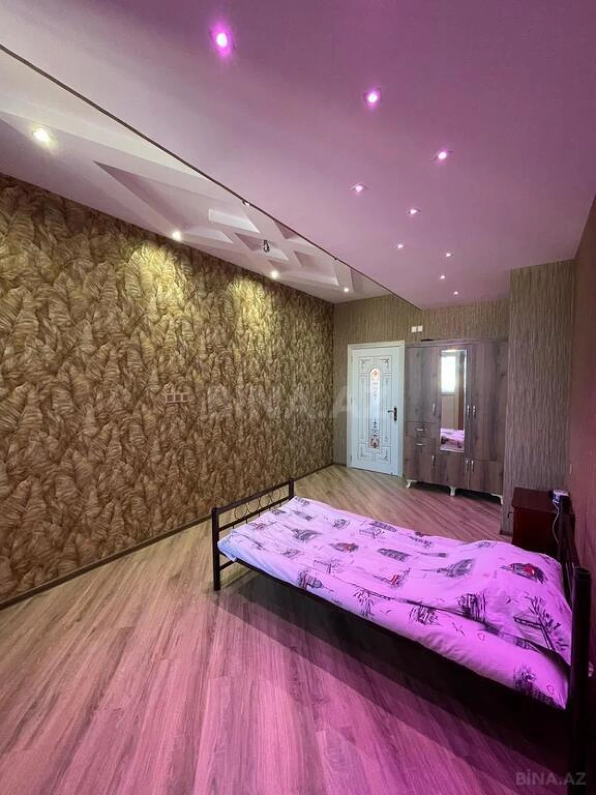 Satılır 3 otaqlı mənzil 100 m²