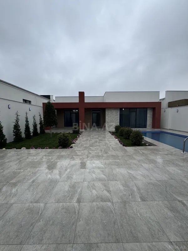 Satılır 4 otaqlı həyət evi 200 m²