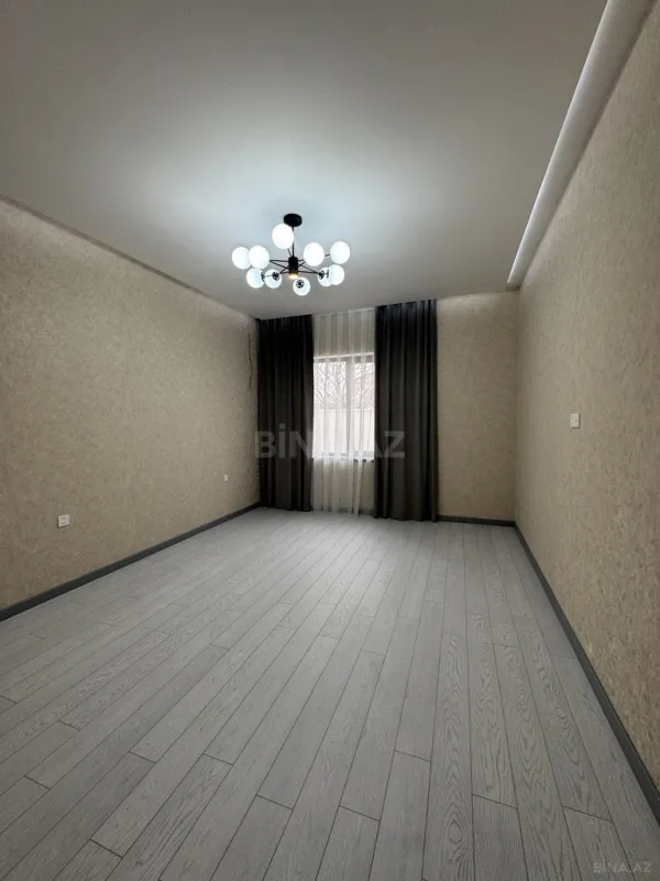 Satılır 4 otaqlı həyət evi 200 m²
