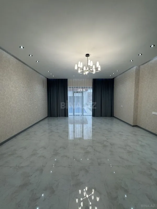 Satılır 4 otaqlı həyət evi 200 m²