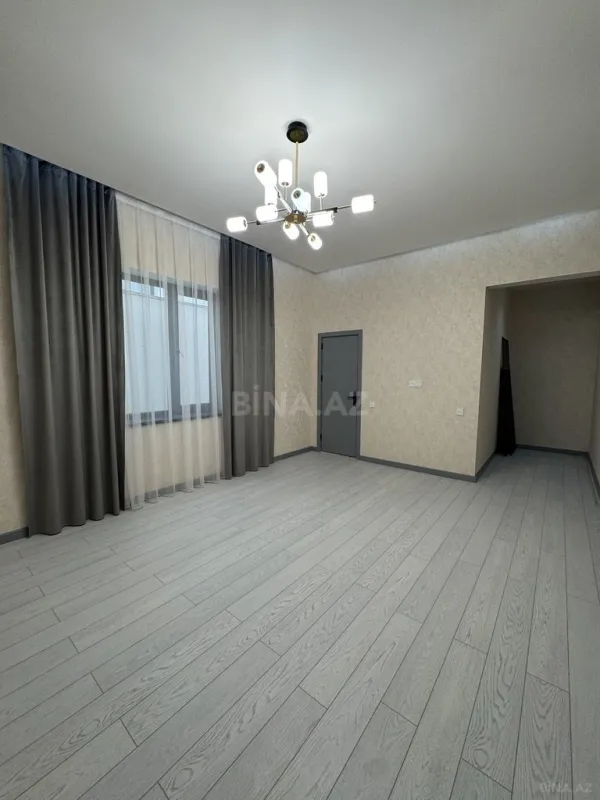 Satılır 4 otaqlı həyət evi 200 m²