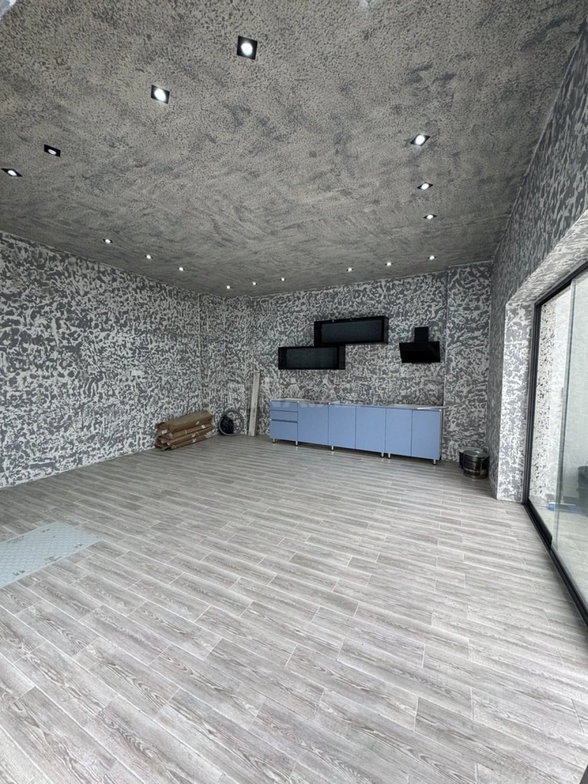Satılır 4 otaqlı həyət evi 200 m²