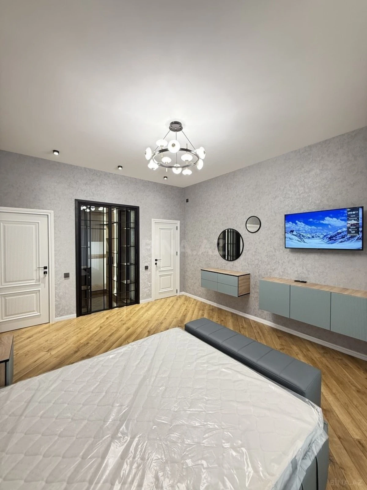Satılır 5 otaqlı həyət evi 210 m²