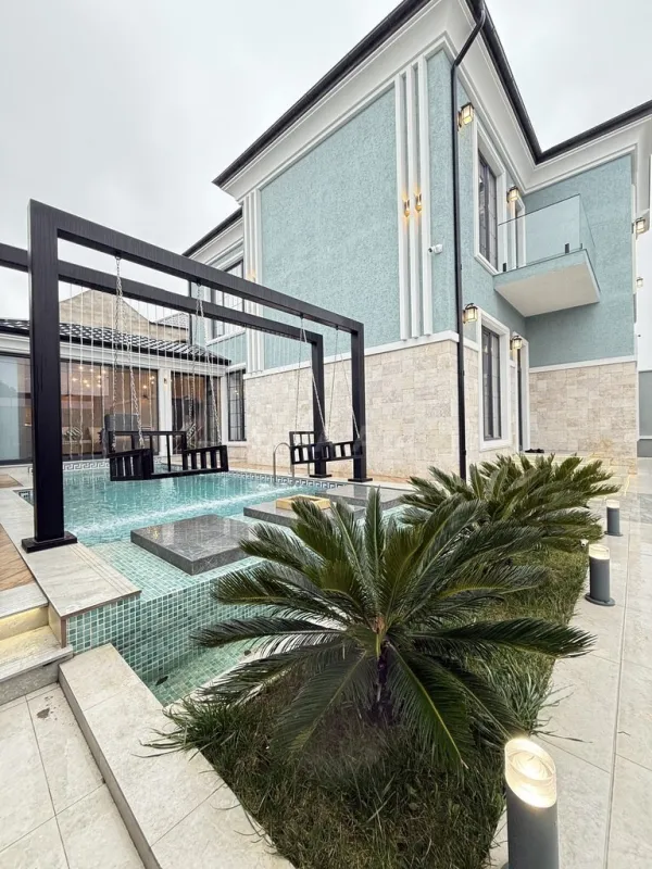 Satılır 5 otaqlı həyət evi 210 m²