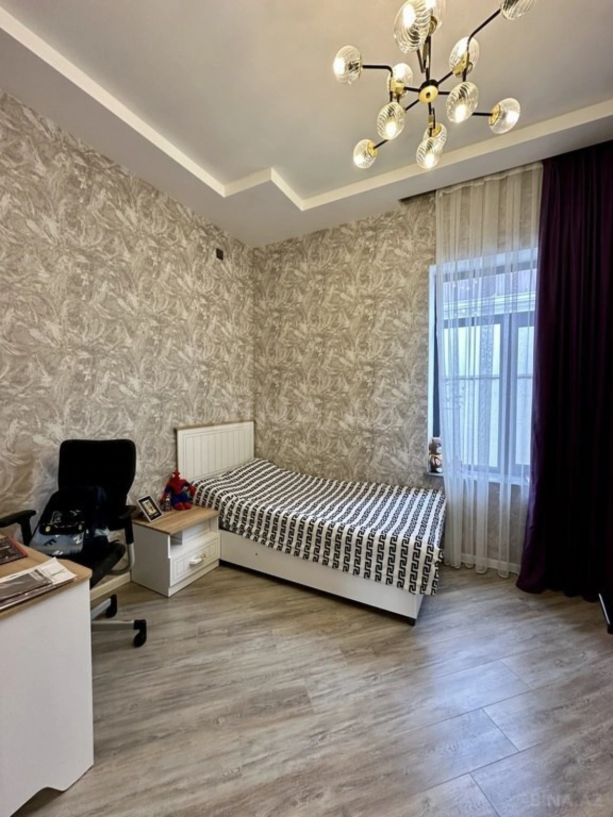 Satılır 4 otaqlı həyət evi 180 m²